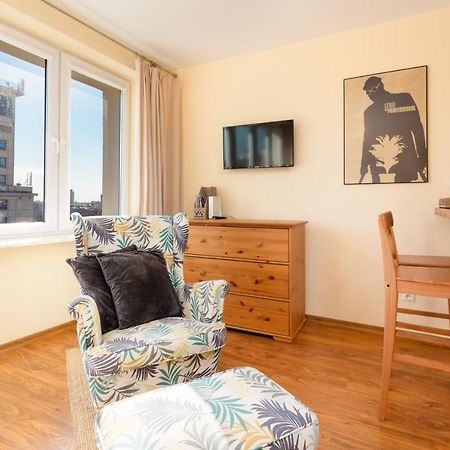 Apartments City Center Krucza By Renters ワルシャワ エクステリア 写真