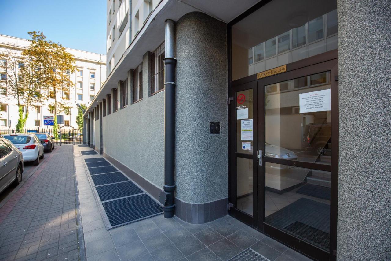 Apartments City Center Krucza By Renters ワルシャワ エクステリア 写真